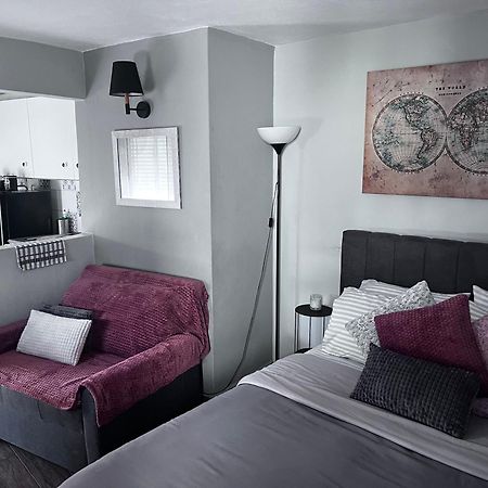 Cozy Studio Apartment In The Heart Of Atenas Exterior foto