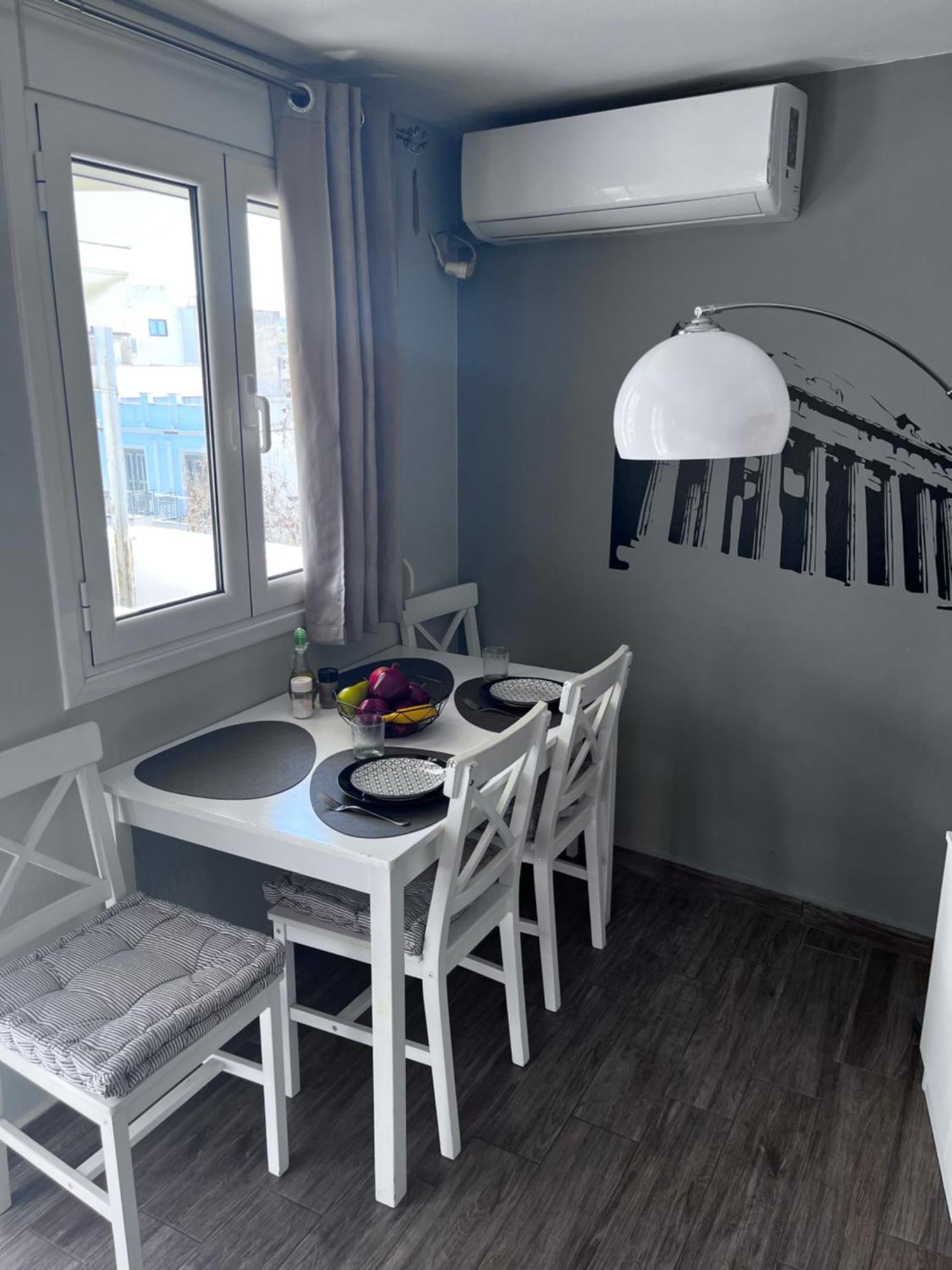 Cozy Studio Apartment In The Heart Of Atenas Exterior foto