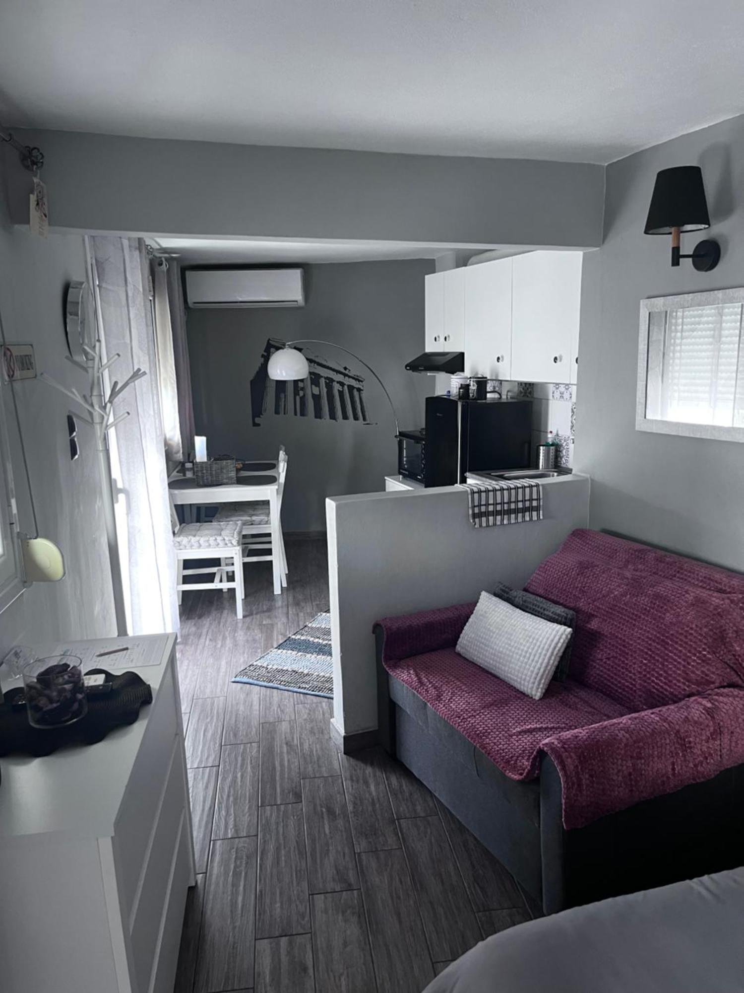 Cozy Studio Apartment In The Heart Of Atenas Exterior foto