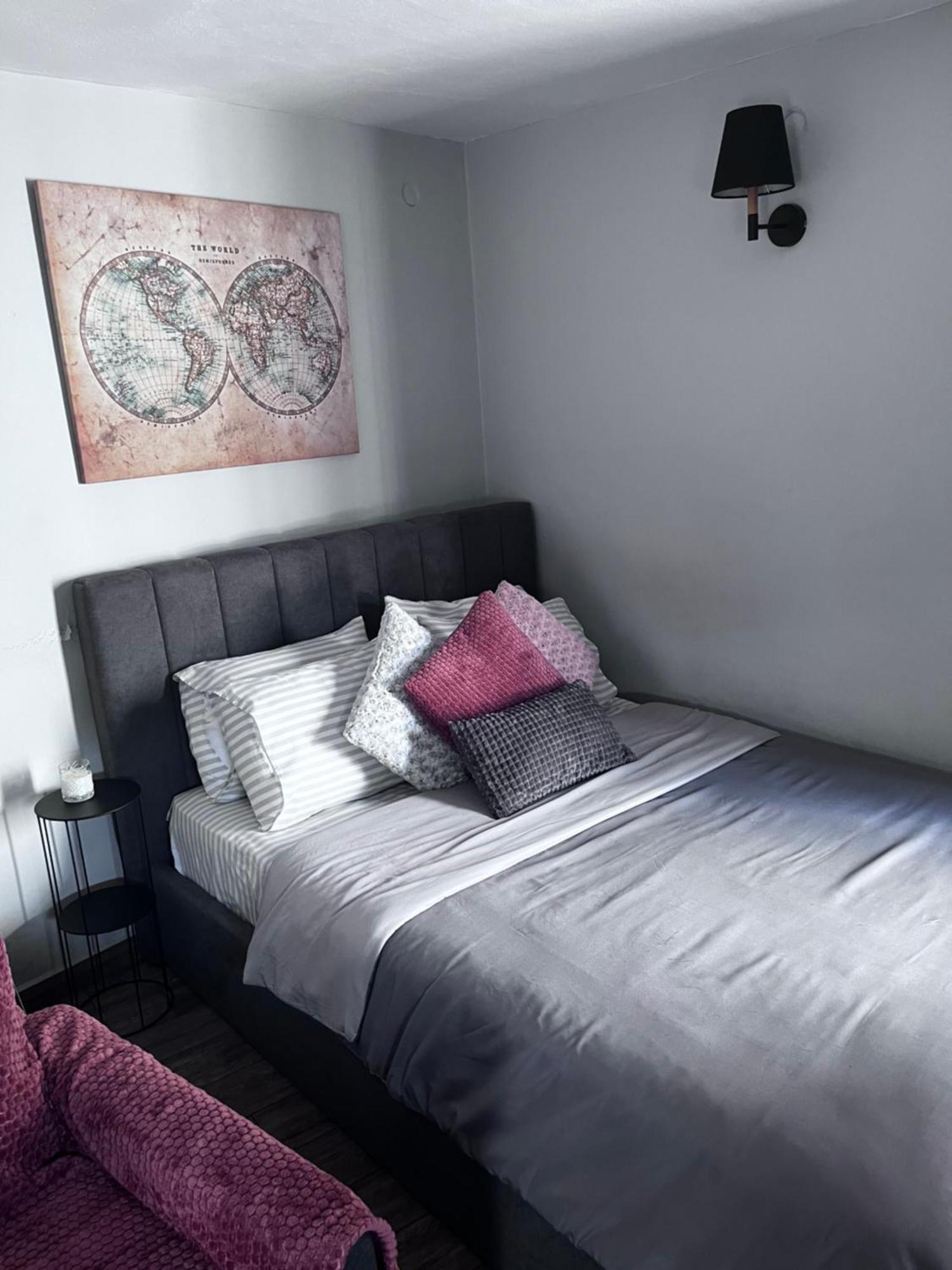 Cozy Studio Apartment In The Heart Of Atenas Exterior foto